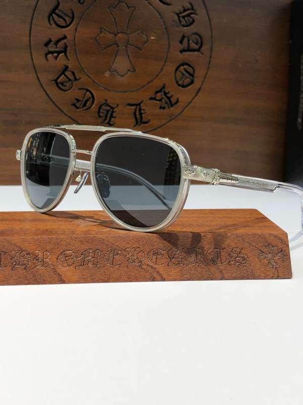 Picture of Chrome Hearts Sunglasses _SKUfw52082719fw
